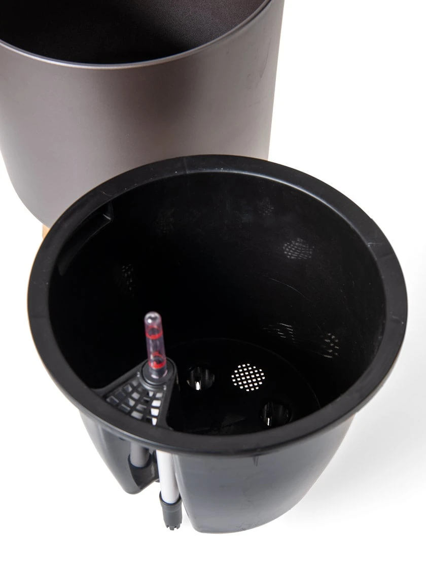 Ava Self-Watering Round Planter 7 Ava Self-Watering Round Planter - Image 7